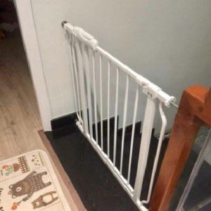 thanh chắn cửa, chắn cầu thang không khoan đục